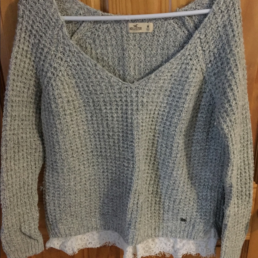 Hollister-Sweater